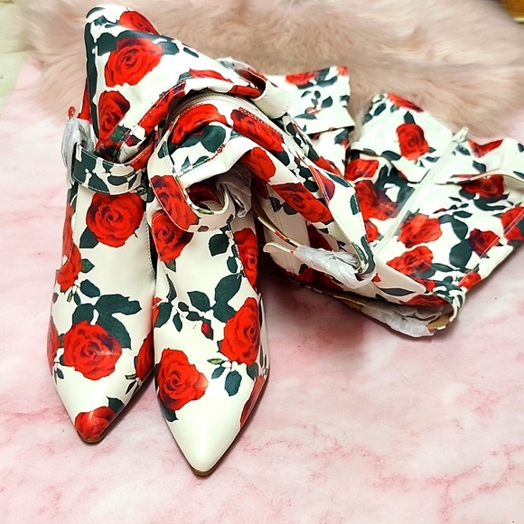 Brand New FLORAL STILETTO THIGH-HI BOOTS-6.5 - Picture 3 of 6